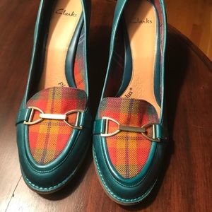 Clark's Shoes. 9 1/2